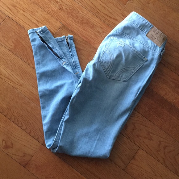 Light Blue Ripped Jeans with Zippered Calves - Picture 4 of 8